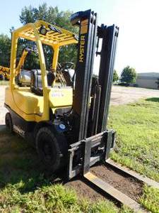 lot 3 image: 2005 Hyster H50FT LP Forklift