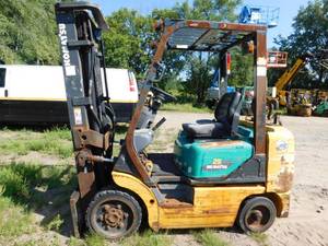 lot 10A image: 2005 Komatsu FG25ST-14 LP Forklift