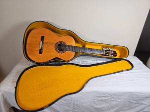 lot 17 image: Wilson Guitar AD 1970 Acoustic