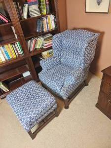 lot 8 image: Handsome Blue & White Upholstered Wingback Chair & Ottoman