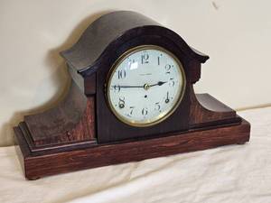 lot 33 image: Seth Thomas Mantel Clock