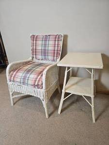 lot 27 image: Vintage White Wicker 2 Piece Collection Arm Chair  Square Side Table