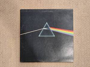 lot 47K image: Classic Vinyl LPs - Pink Floyd - Dark Side of the Moon
