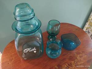 lot 3 image: Blue Glass Jar & Vases