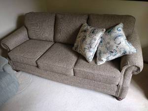 lot 94 image: Tan Upholstered Sofa & Pillows in Excellent Condition