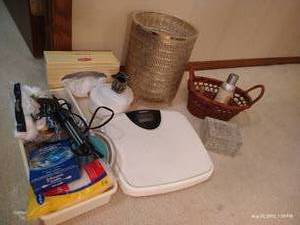 lot 185 image: Bathroom Scale, Trash, Soap Dish, Curling Iron, Etc