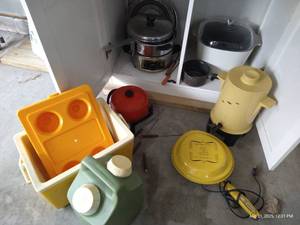 lot 297 image: Vintage Kitchen Items- 8qt Corningware Dutch Oven, Table Top FryerCooker, Etc