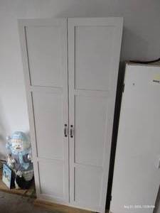 lot 302 image: White Storage Cabinet (No Contents)