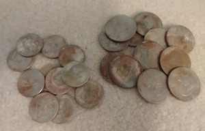 lot 304 image: Lot of Eisenhower Dollars & Kennedy Half Dollars