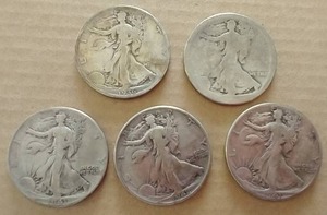lot 327 image: (5) Walking Liberty Half Dollars