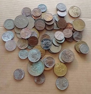 lot 333 image: Large Mixed Coin Lot - US & Foreign