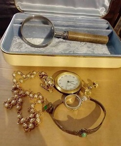 lot 341 image: Vintage Treasure Hunt Lot - Box & Contents