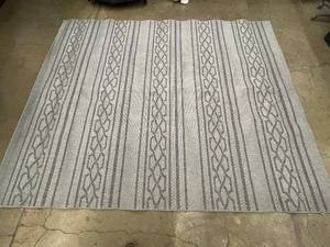lot 2 image: Toscana 7ft 10in x 10ft Indoor Outdoor Polypropylene Rug