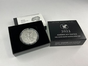 lot 48 image: 2022 Uncirculated American Silver Eagle