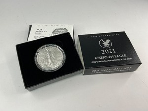 lot 49 image: 2021 Uncirculated American Silver Eagle