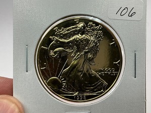 lot 106 image: 1998 24k Gold Plated American Silver Eagle