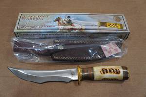 lot 203 image: Chipaway Cutlery Black Foot Warrior Knife
