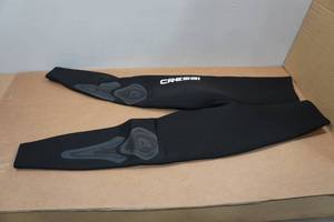 lot 234 image: Cressi Apnea 5mm  Wetsuit Bottoms - M3