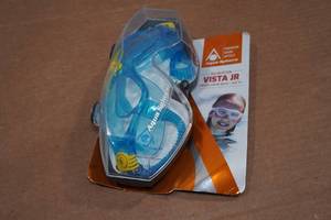 lot 247 image: Aqua Sphere Vista JR Mask