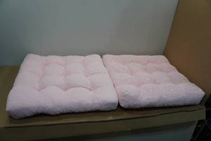 lot 29 image: 2 Square Floor Cushions - 22