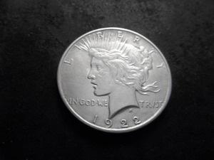 lot 32 image: 1922 D Peace Silver Dollar