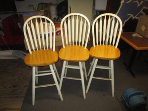 lot 61 image: (3) Barstools