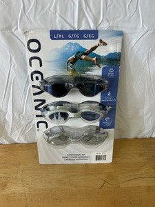 lot 46 image: Oceanic 3pc Swim Goggles
