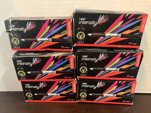 lot 119 image: BIC Black Permanent Markers