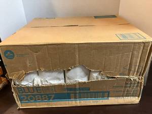 lot 123 image: Premium White Paper Towels