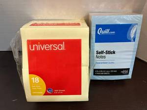 lot 82 image: Large Sticky Notes
