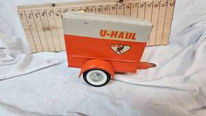 lot 13 image: 1960s Nylint U-Haul Trailer