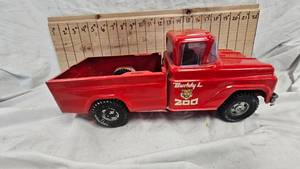 lot 21 image: Buddy L Traveling Zoo Pressed Steel Truck, 1960s