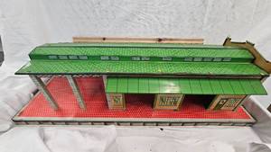 lot 29 image: Marx Freight Terminal Tin Toy from the 50s