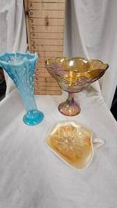 lot 46 image: Indiana Glass(Grape & Leaf) Large Compote, Northwood Blue Hobnail Vase