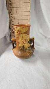 lot 57 image: 1940s Roseville Clematis Pattern Vase