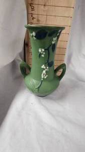 lot 61 image: Roseville Green Floral Pattern Vase