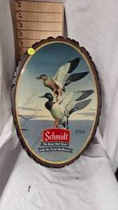 lot 75 image: Schmidt Light Up Beer Sign