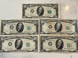 lot 18 image: 1950 Green Seal $10 Dollar Federal Reserve Notes