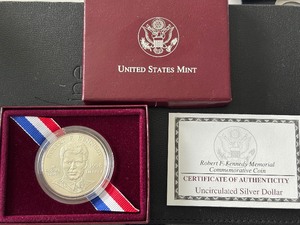 lot 29 image: 1998-S RFK Silver Dollar