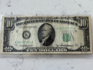 lot 70 image: 1950 B Green Seal $10 Dollar Federal Reserve Note