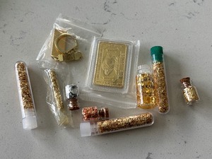 lot 185 image: Gold Flakes, Silver Flakes, Copper Flakes