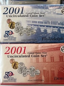 lot 132 image: 2001 P & D Mint Set