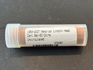 lot 148 image: Lincoln Memorial Cent Set Uncirculated