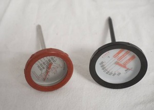 lot 235 image: Meat Thermometers (2ct)