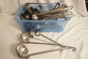 lot 234 image: Soup and Sauce Ladles (small tote included)