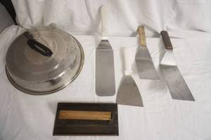lot 248 image: Flat Top & Grill Cooking Tools