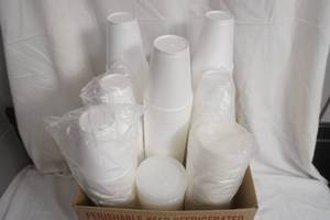 lot 267 image: Styrofoam Cups & Lids (variety)
