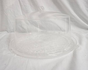 lot 268 image: Clear Cake Plate and Cover