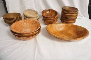 lot 283 image: Woven Wood Bowls