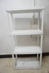 lot 19 image: 4 Tier Poly Shelf